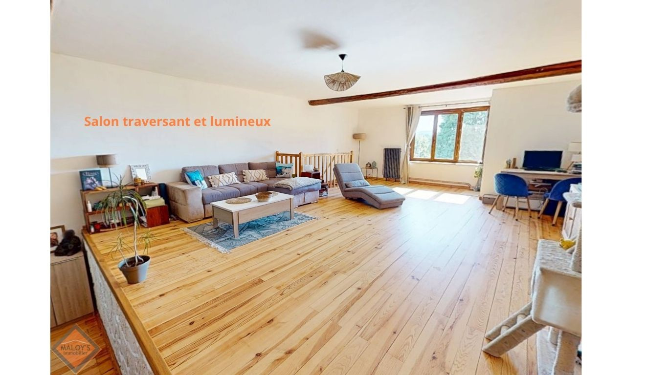Maison de village au coeur de Sourcieux - Volumes & lumière
